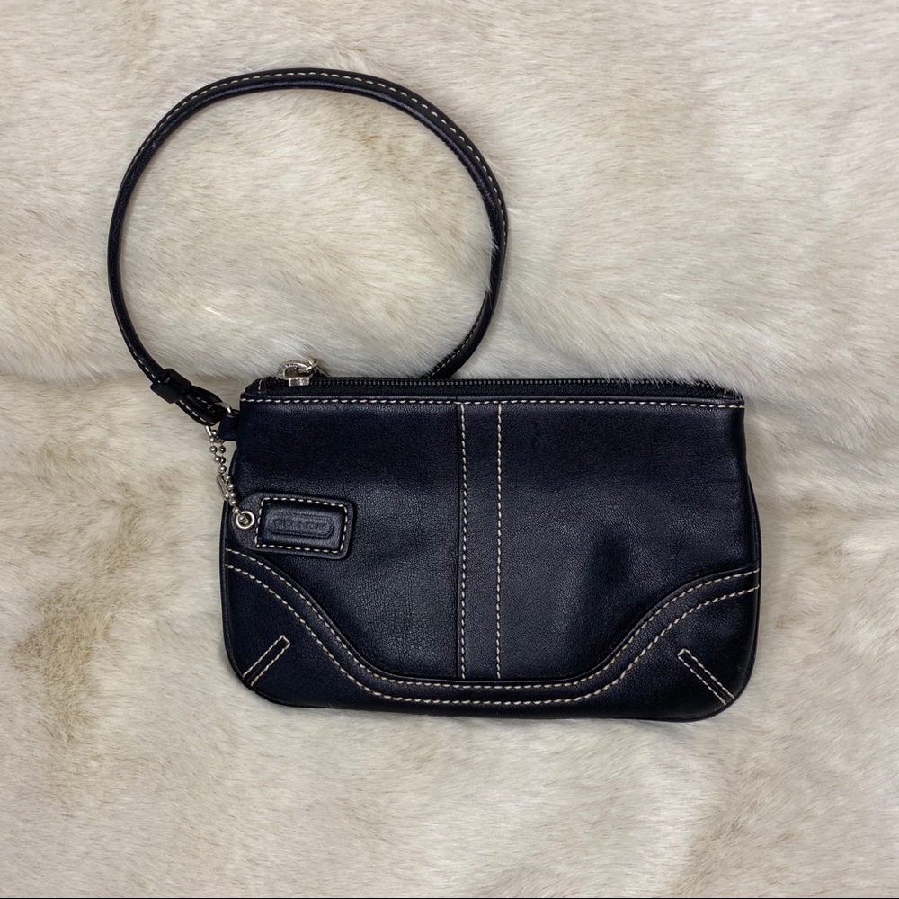 COPY - Classic Coach Wristlet